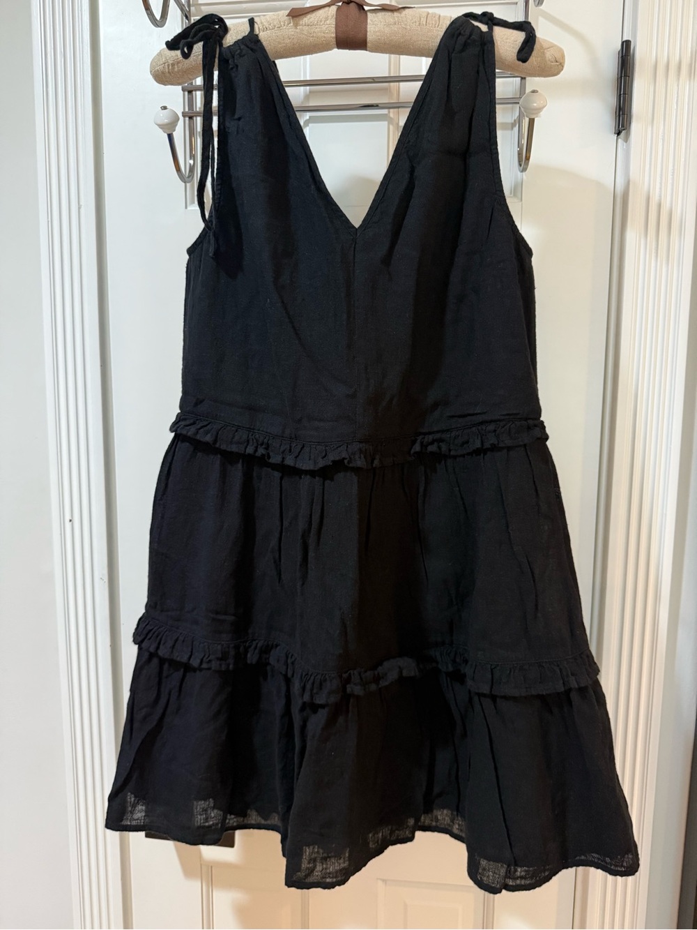 Rails Black V-Neck Lightweight Top